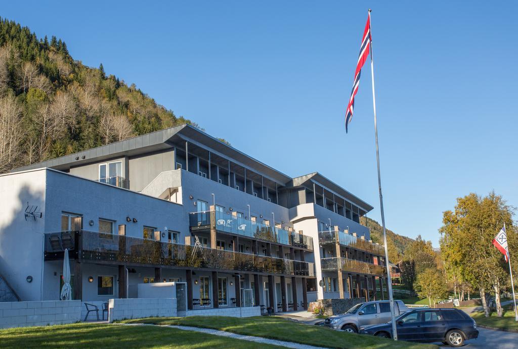 Oppheim Hotel & Resort Voss Buitenkant foto